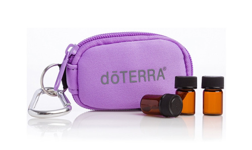 PURPLE COSMETIC BAG WITH BOTTLES / Сумочка-брелок, фиолетового цвета, с 8-ью пустыми бутылочками, из