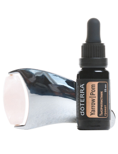 картинка Yarrow Pom 15 ml w/ Face Roller / Набор «Секрет востока»   Эфирные масла doTERRA от интернет магазина doTERRA.moscow