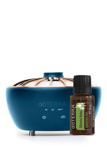 картинка Hikari Diffuser w/ Shinrin Yoku 15 ml / Набор «Лесной оазис»  Эфирные масла doTERRA от интернет магазина doTERRA.moscow